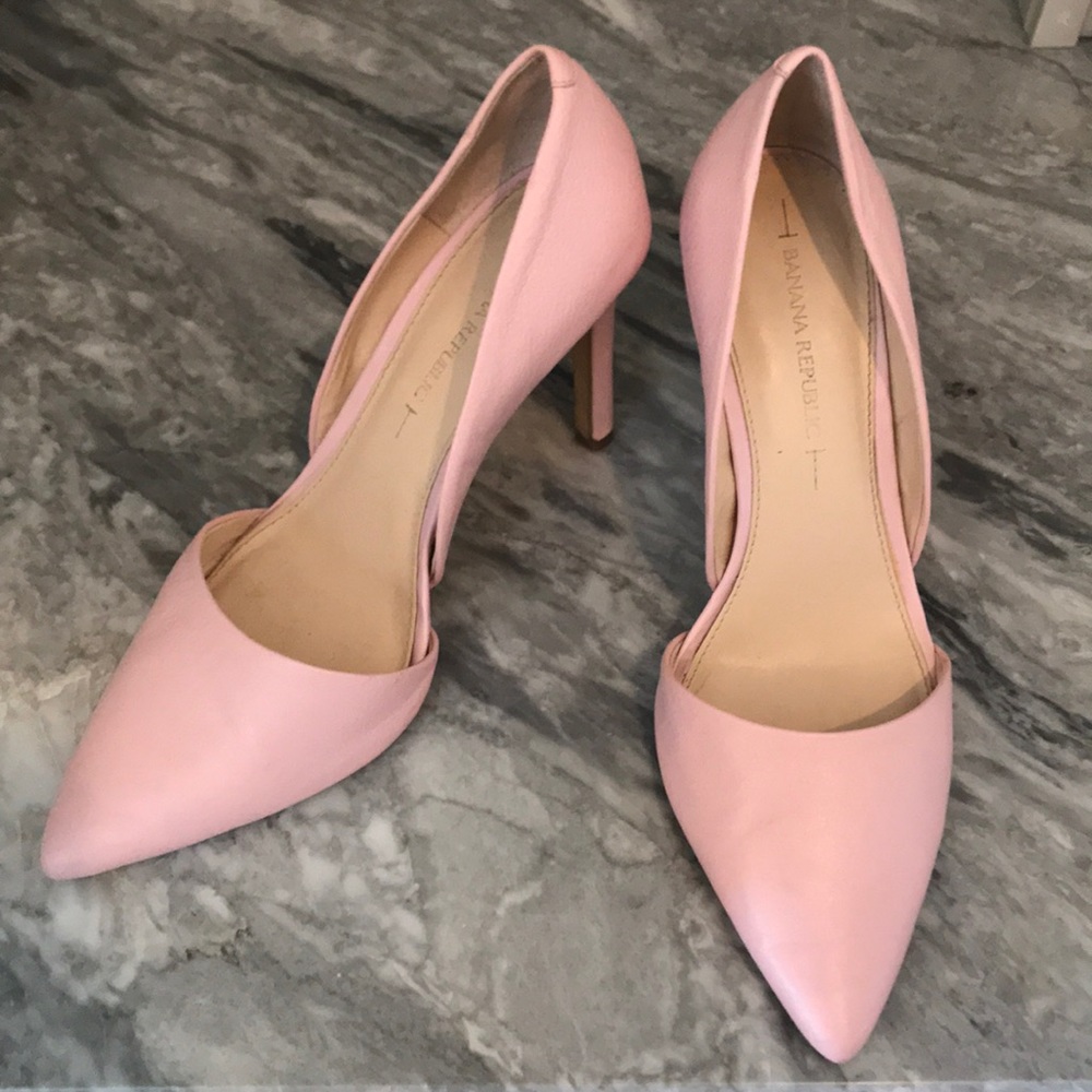 Banana Republic pumps